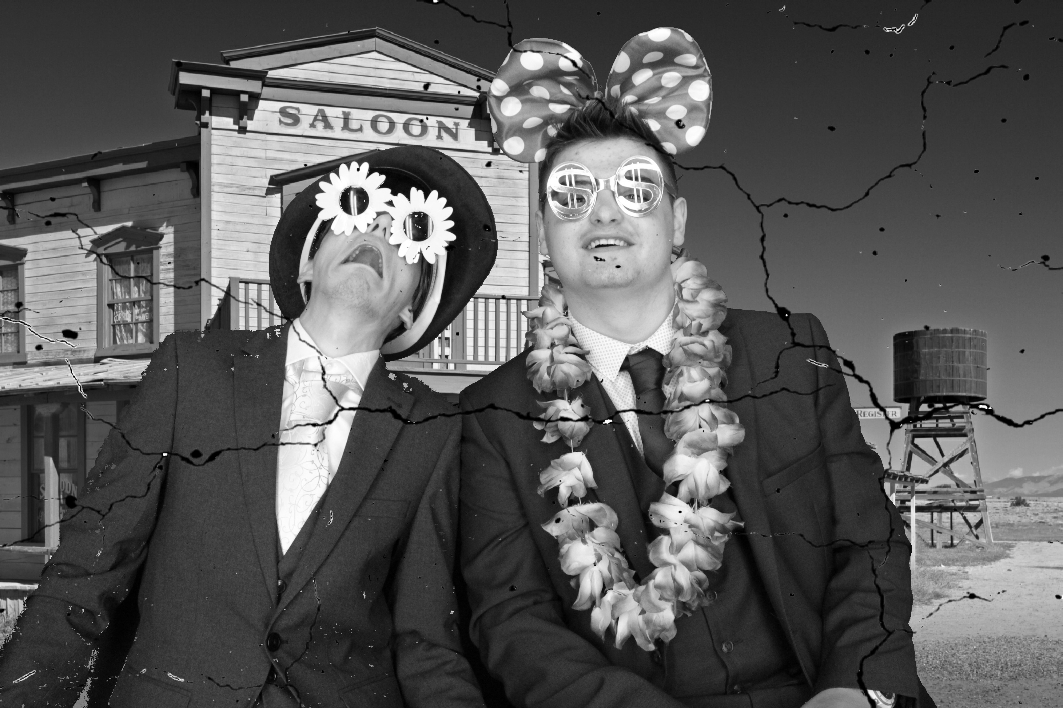 Katie and Jons Wedding | View more photos from the event at gallery.myphotoboothexperience.co.uk/u/MyPhotoBoothExperienceLtd/Katie-and-Jons-Wedding